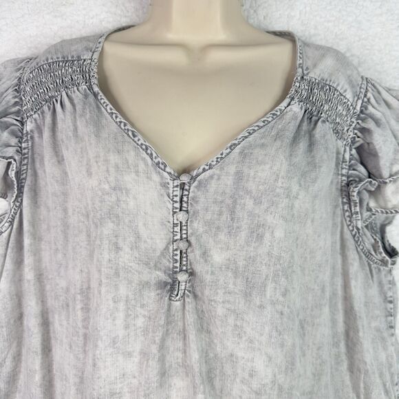 Jane + Delancey Tunic Top Blouse Gray Acid Wash 2X Smocked Ruffle Sleeve Boho - Picture 2 of 13